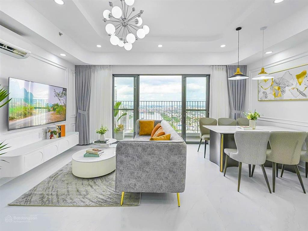 Bán căn hộ tại masteri thảo điền gồm 3 phòng ngủ tầng cao view sông với diện tích 98m2