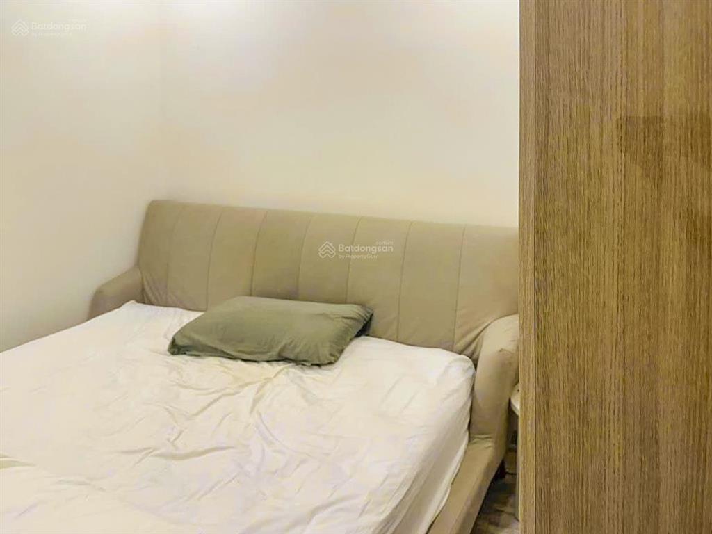 Bán căn hộ officetel tại vinhomes golden river gồm 2pn, tầng cao, view đẹp với diện tích 68m2