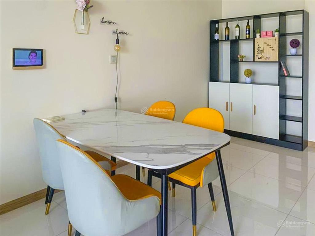 Bán căn hộ tại vinhomes central park gồm 3pn, tầng cao, view đẹp với diện tích 108m2