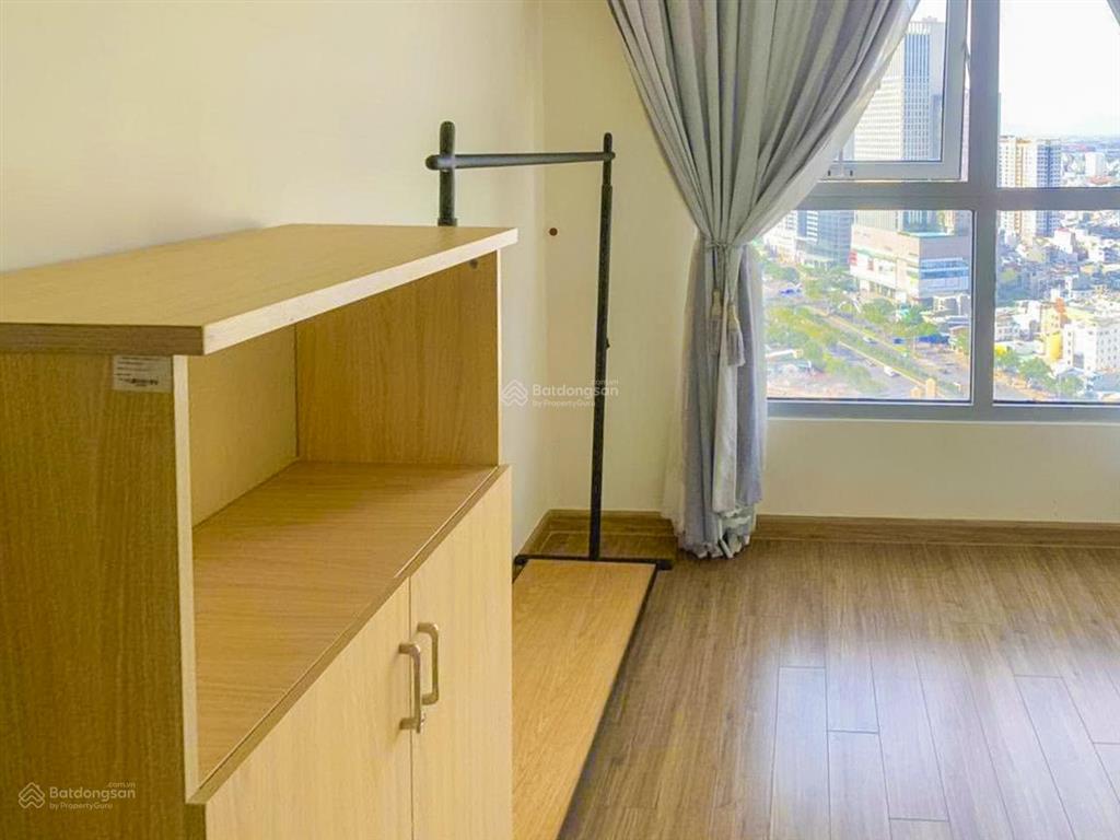 Bán căn hộ tại vinhomes central park gồm 3pn, tầng cao, view đẹp với diện tích 108m2