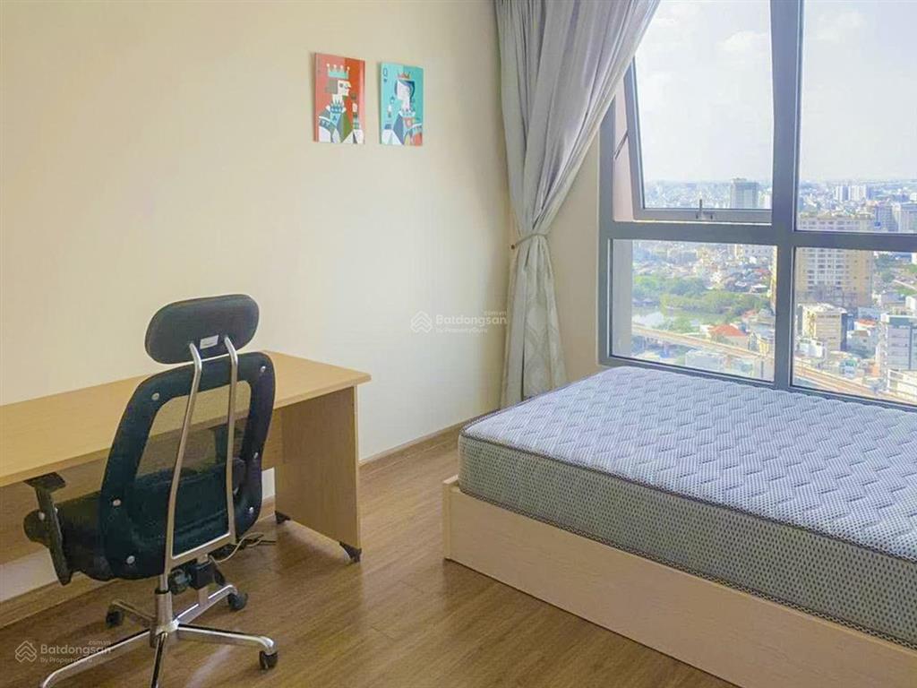 Bán căn hộ tại vinhomes central park gồm 3pn, tầng cao, view đẹp với diện tích 108m2