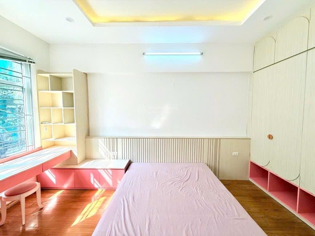 Doãn kế thiện 35m x 5 tầng, nhà đẹp dân xây, khu vực đông sinh viên, gần nhiều trường đh lớn