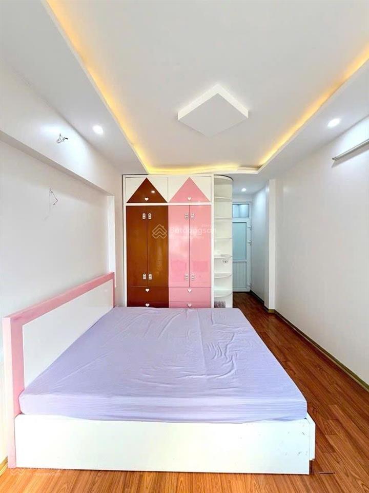 Doãn kế thiện 35m x 5 tầng, nhà đẹp dân xây, khu vực đông sinh viên, gần nhiều trường đh lớn
