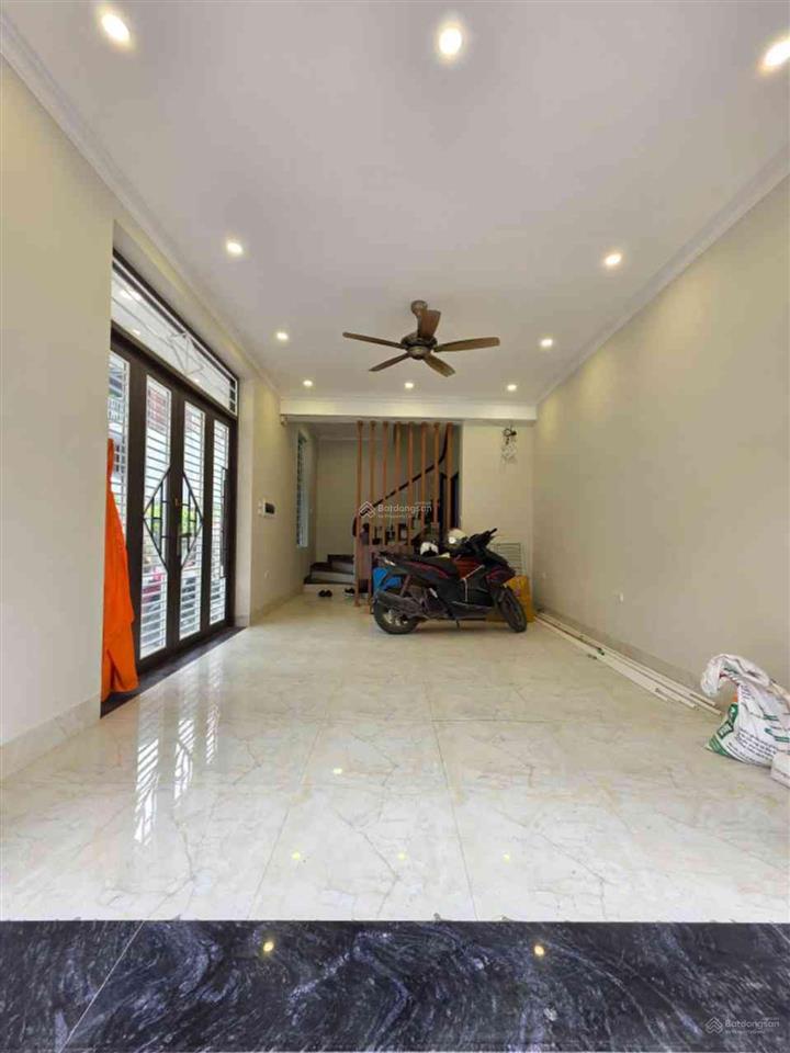 Bán nhà phố  nguyễn văn giáp, cầu diễn 42m x 5tầng, lô góc, ô tô đỗ, kinh doanh  giá chỉ 11tỷ+