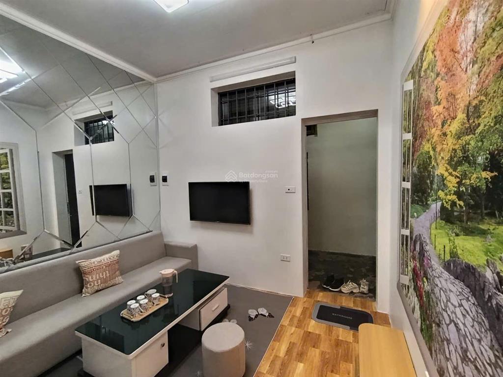 Cầu giấy, 3 ngủ, 2 thoáng, sạch đẹp, sẵn đồ ở luôn, chỉ 3.05 tỷ