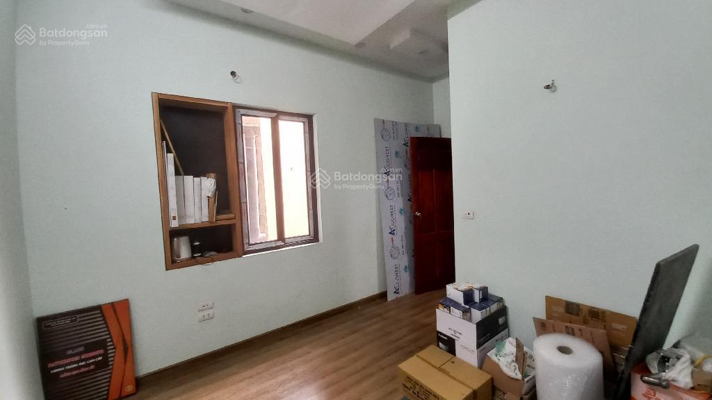 Quang trung hà đông, mặt ngõ ô tô tránh, vỉa hè rộng, sát mặt phố, kinh doanh, chỉ 200tr/m