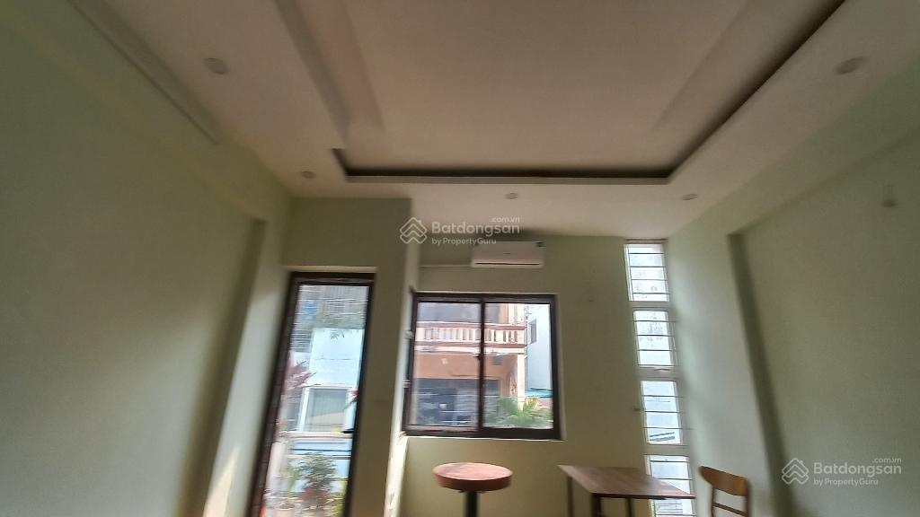 Quang trung hà đông, mặt ngõ ô tô tránh, vỉa hè rộng, sát mặt phố, kinh doanh, chỉ 200tr/m