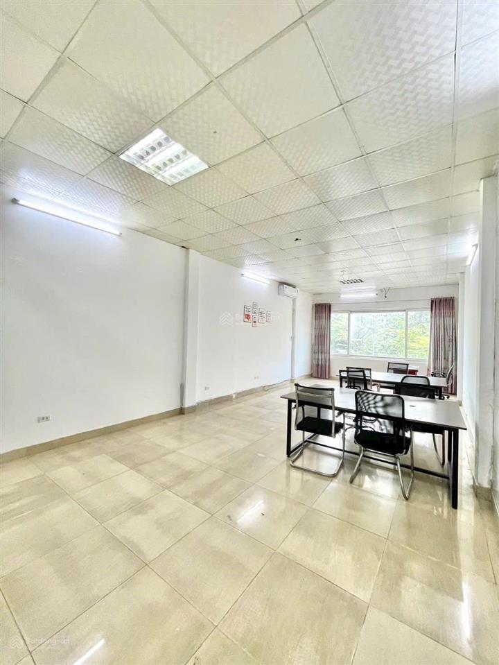 Cho thuê vp mặt đường trần vỹ, phú diễn, hà nội