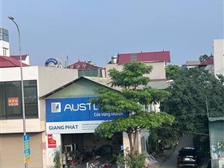 Chính chủ cho thuê nhà mặt đê nam đuống lô góc 2 mặt tiền vị trí đẹp trên mặt đê nam đuống, n