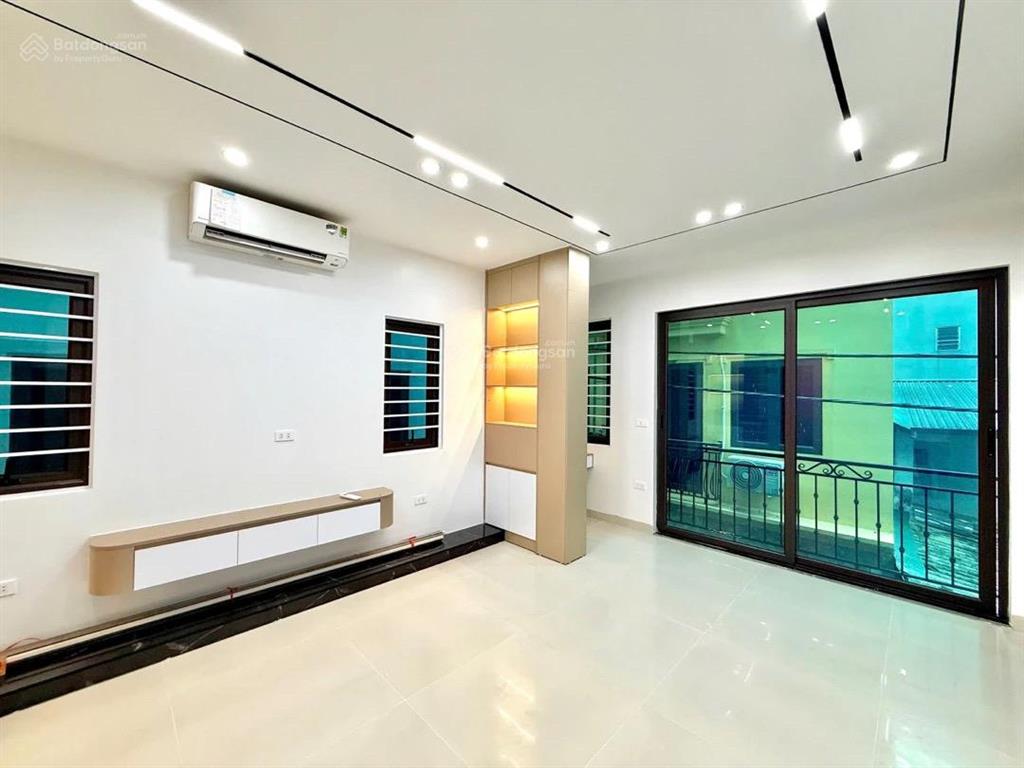 Siêu phẩm nhổn  6 tầng thang máy  hàng xóm new city  full nội thất chỉ việc về ở  giá 6,6 tỷ