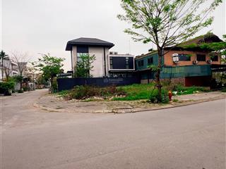 Siêu vip  đất biệt thự khu đô thị nguyên khê. lô góc 2 mặt đường đối diện trường học