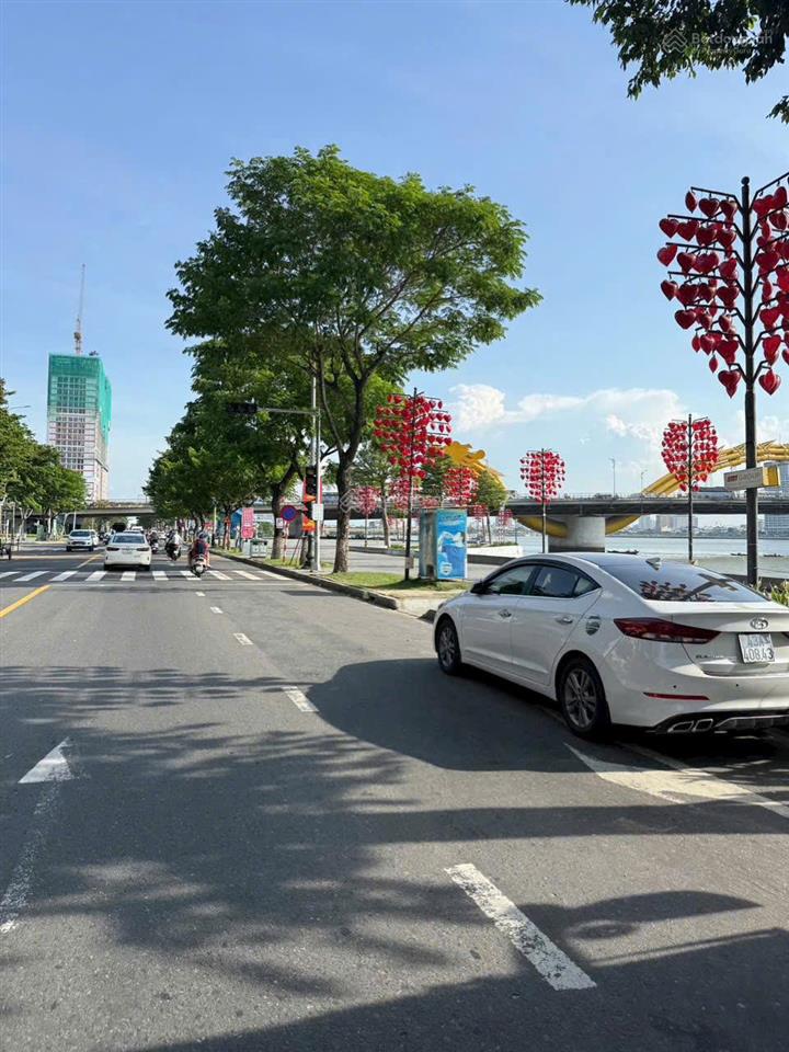 Lô đất mặt tiền trung tâm đà nẵng  50m ra sông hàn cầu rồng  đường 7,5m sát lô góc trần hưng đạo