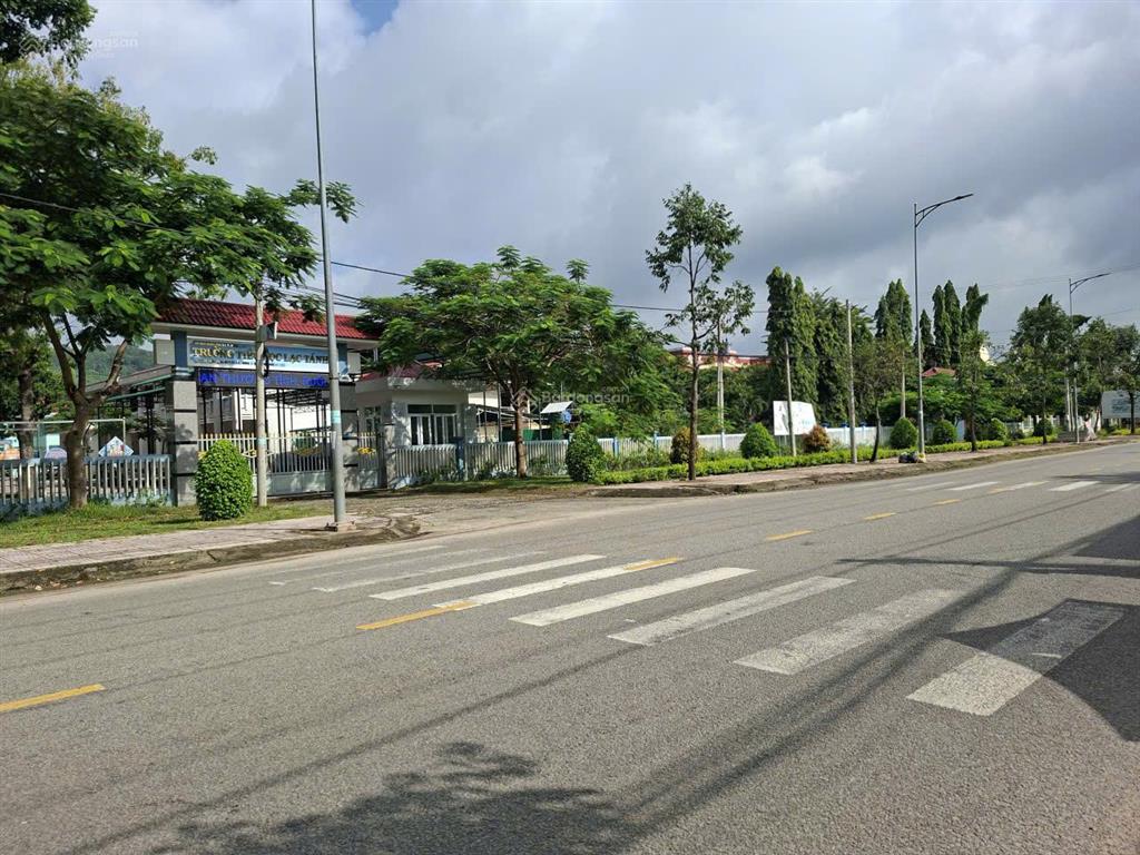 Cần tiền bán gấp lô đất mặt tiền đường đt 720 (trần hưng đạo nối dài), xã suối kiết, tỉnh lâm đồng