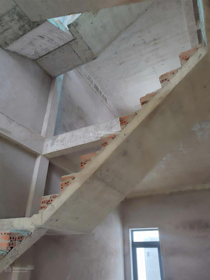 Bán lỗ nhà mặt phố liền kề 80m2 dự án thăng long central 2 ql13