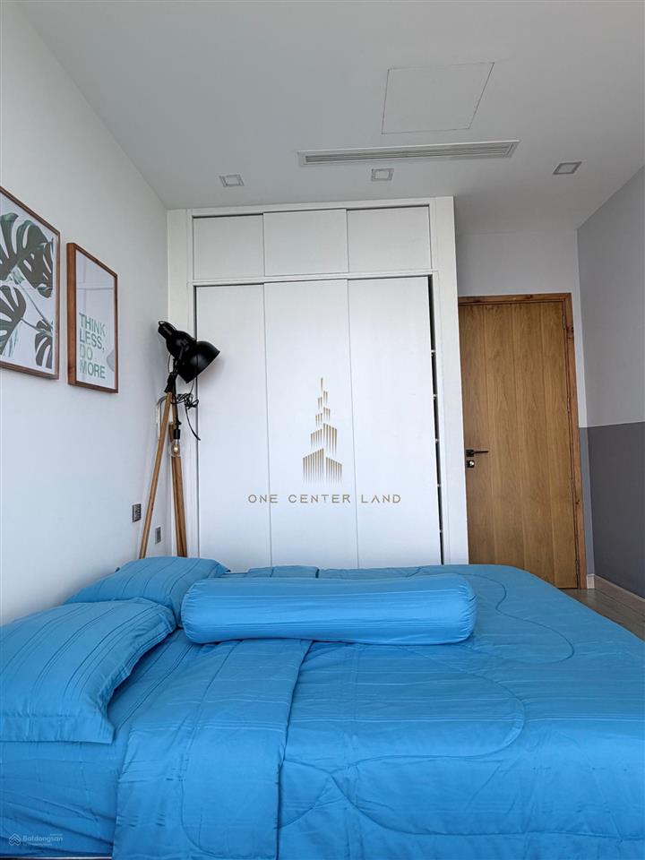 Cho thuê căn hộ 2 phòng ngủ tại vinhomes golden river