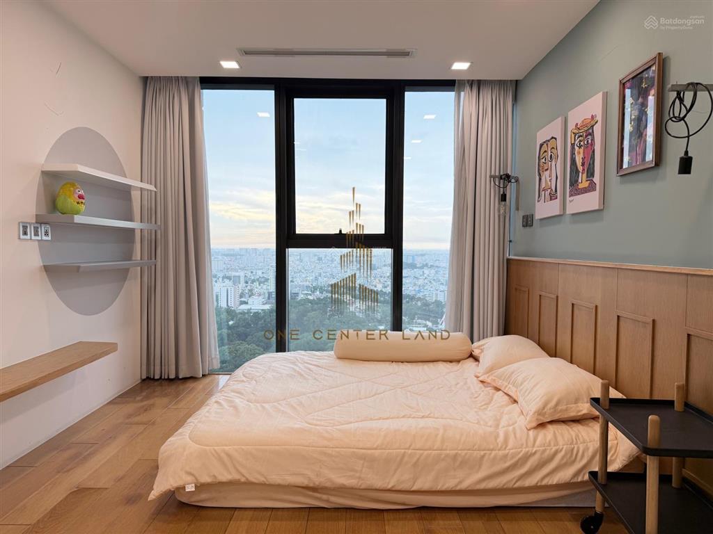Cho thuê căn hộ 2 phòng ngủ tại vinhomes golden river