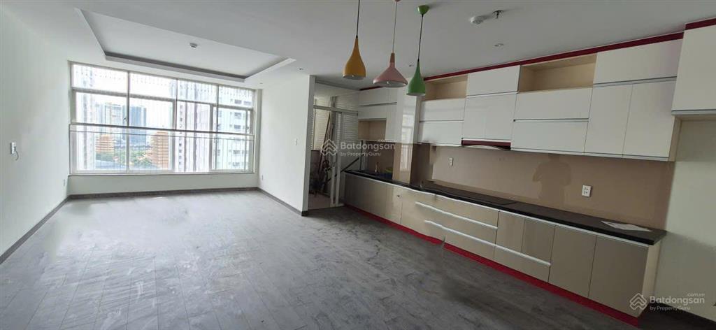 Bán căn hộ 3pn, 150m2 tại petrovietnam landmark, giá cực chất 8,38 tỷ, nhà rộng thoáng mát