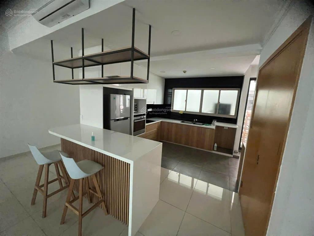 Cho thuê căn hộ dt171m2, 4pn, full nội thất giá 63tr tại chung cư the vista an phú, q2, hcm.