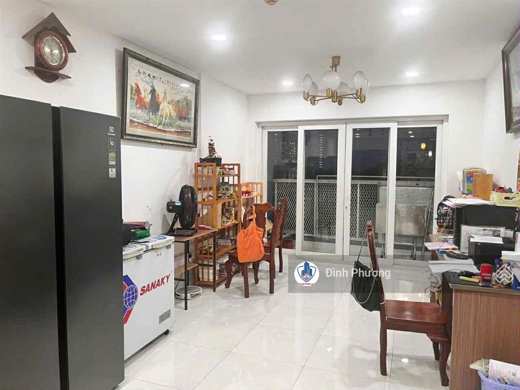 Căn hộ chung cư cho thuê tại screc ii tower, q2, hcm. 110m2, 3pn, 2wc, giá 16tr/th, hàng hiếm