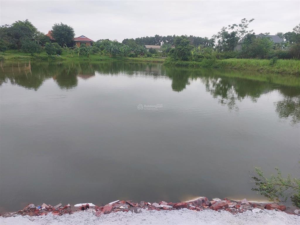 Độc! 100m đất nền cổ đông view hồ, sát trường sqlq1, đường rộng thông, full hạ tầng chỉ 2.9 tỷ