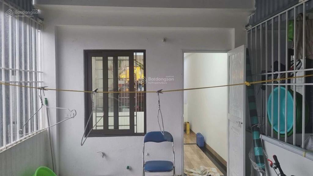 Đột biến! xuân thủy, 30m2 x 5t, dân xây đẹp, 1 nhà ra ô tô, gần bãi xe, sđcc, ko qh, chỉ 5.1 tỷ