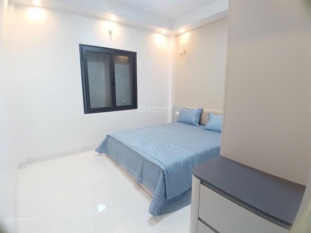 Đột biến! xuân thủy, 30m2 x 5t, dân xây đẹp, 1 nhà ra ô tô, gần bãi xe, sđcc, ko qh, chỉ 5.1 tỷ