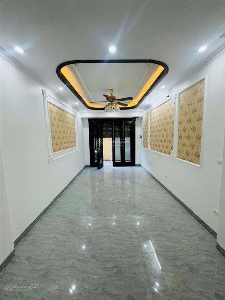 Siêu phẩm! hồ tùng mậu, 40m2*6t thang máy, lô góc, ô tô đỗ cửa, kinh doanh đỉnh, sđcc đẹp, 8.99 tỷ