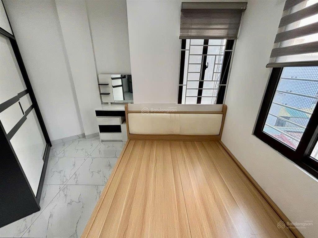 Giật mình! doãn kế thiện 52m2, 6 tầng thang máy, nhà 2 mặt ngõ, cách phố 15m, mt rộng, nhỉnh 8 tỷ