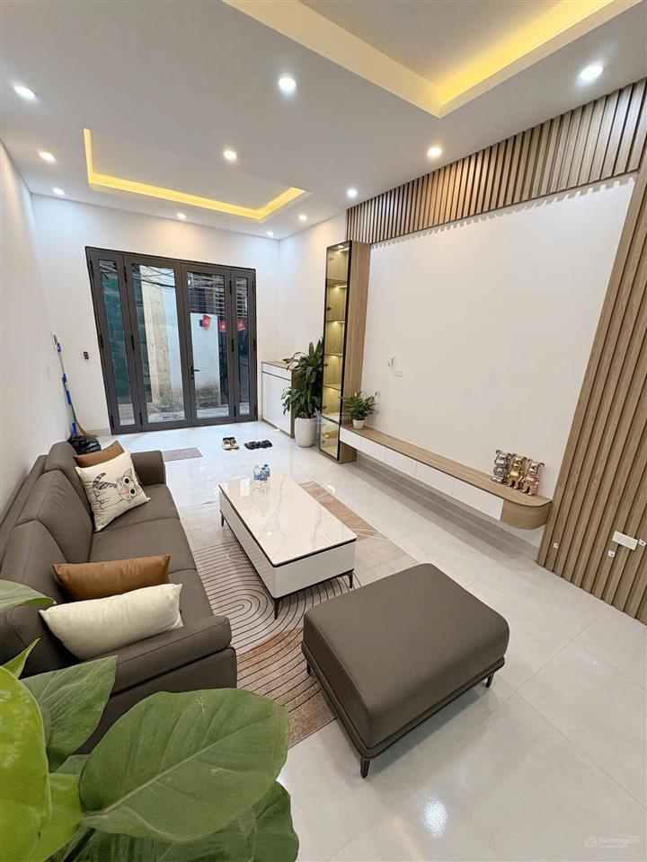 Bán nhà riêng tại 649 lĩnh nam, 8,2 tỷ, 38m² giá siêu hời hàng hiếm