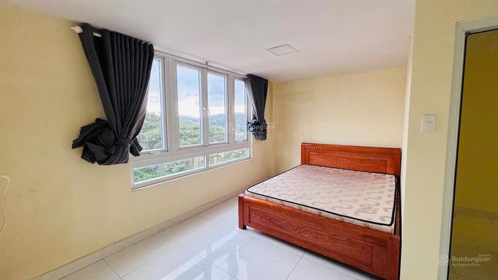 Cho thuê căn hộ  2 p. ngủ  2wc  đường ngô quyền  phường 6 (cũ)  đà lạt  7 triệu/tháng