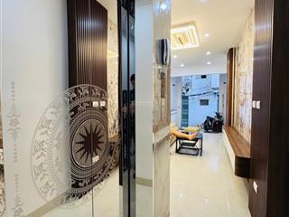 Bán nhà giang văn minh, ở ngay, thang máy nhập khẩu, 40m, hơn 10 tỷ