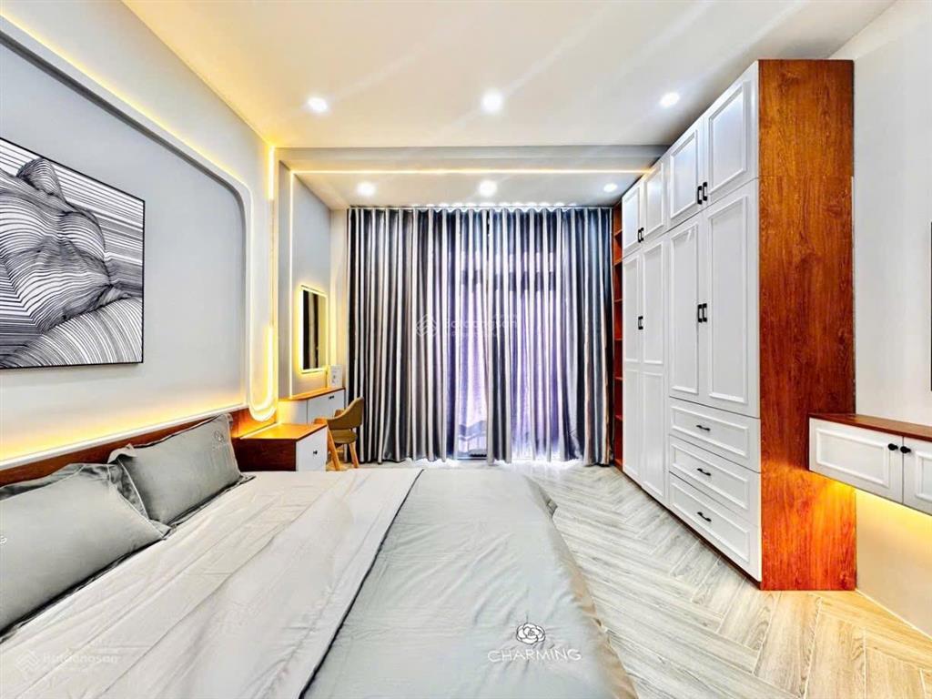 Nhà đẹp  1/ xe hơi thống nhất, gò vấp  tiện mở văn phòng, spa chỉ 7 tỷ 200tr