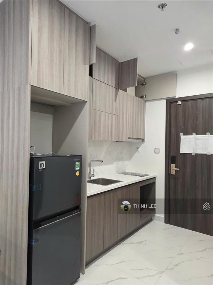 Studio view hồ bơi tràn vô cực 3 tầng  giá siêu tốt chỉ 3,3 tỷ