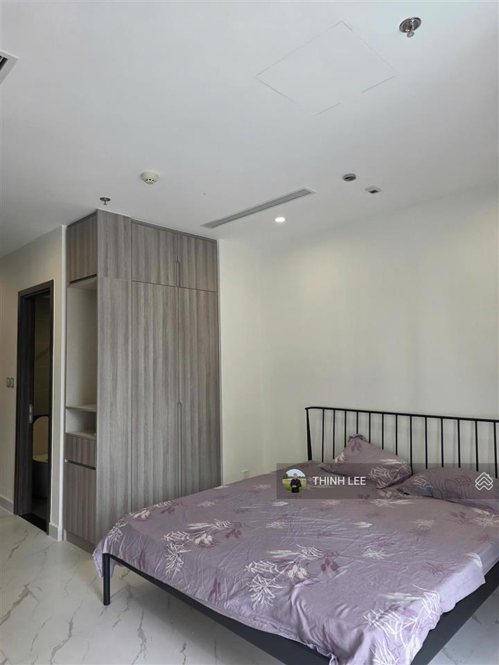 Studio view hồ bơi tràn vô cực 3 tầng  giá siêu tốt chỉ 3,3 tỷ
