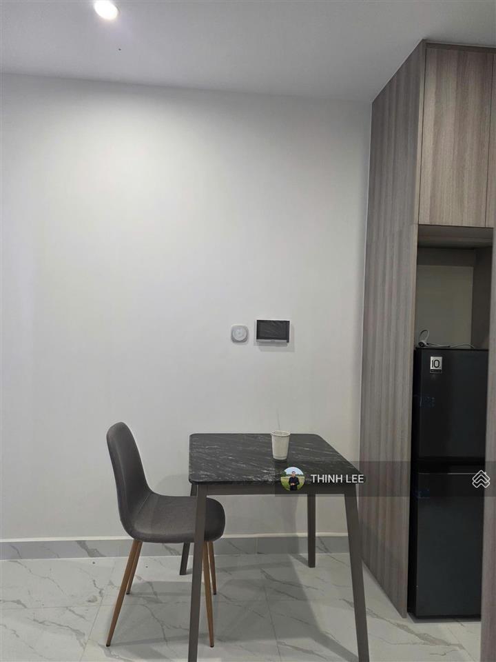 Studio view hồ bơi tràn vô cực 3 tầng  giá siêu tốt chỉ 3,3 tỷ