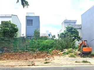 Một lô duy nhất ngay sát biển
chào bán mặt tiền đường nguyễn thuý, đà nẵng
đường 7,5m vỉa hè 4m