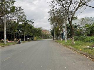 Hót hót hót hiếm hiếm hiếm
2 lô liền kề đường 10,5m thanh nghị  hoà minh  đà nẵng giá tốt nhất