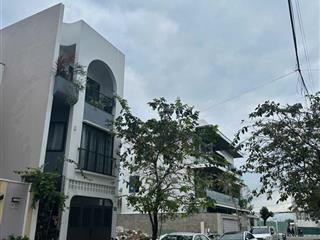 Nắm chủ độc quyền mặt tiền hòa minh 28 ngay khu c đang hot giá đầu tư chỉ nhỉnh 6 tỷk