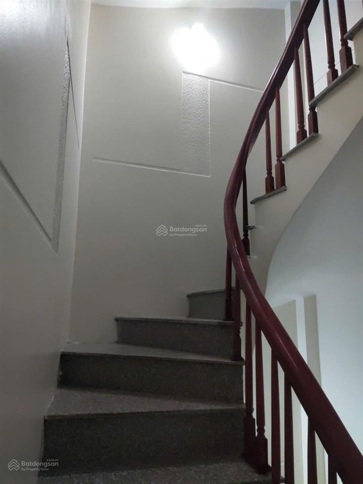 Cần cho thuê nhà riêng 40m2x5 tầng tại phố phú xá, p.phú thượngtây hồ