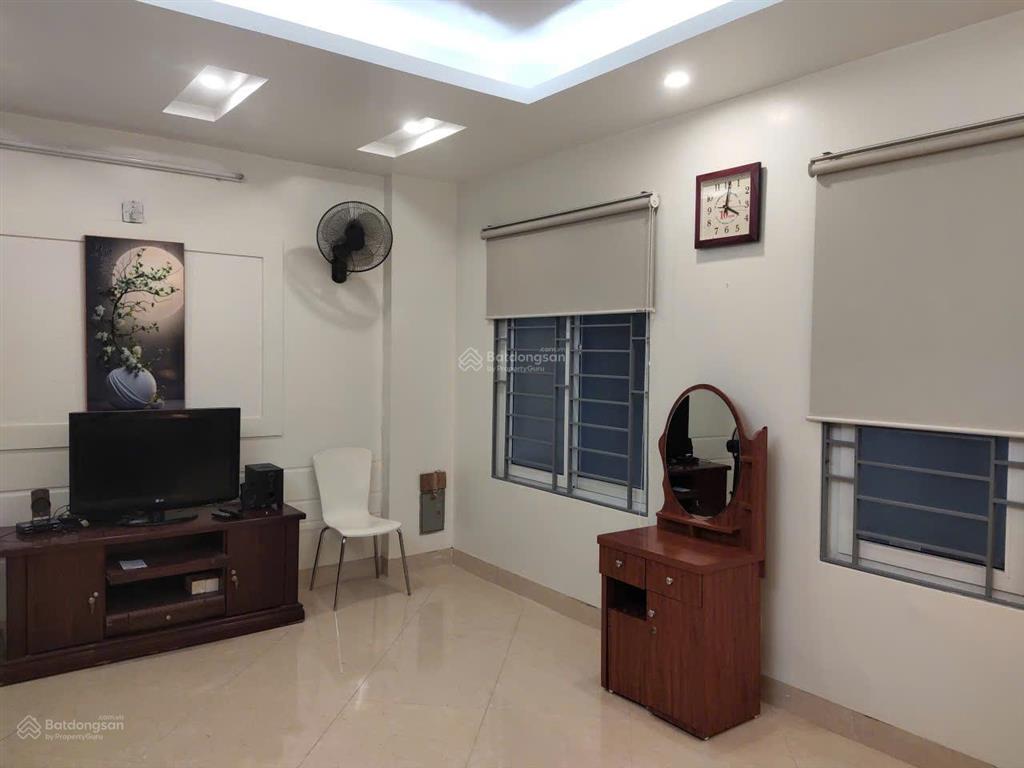 Cần cho thuê nhà riêng 40m2x5 tầng tại phố phú xá, p.phú thượngtây hồ