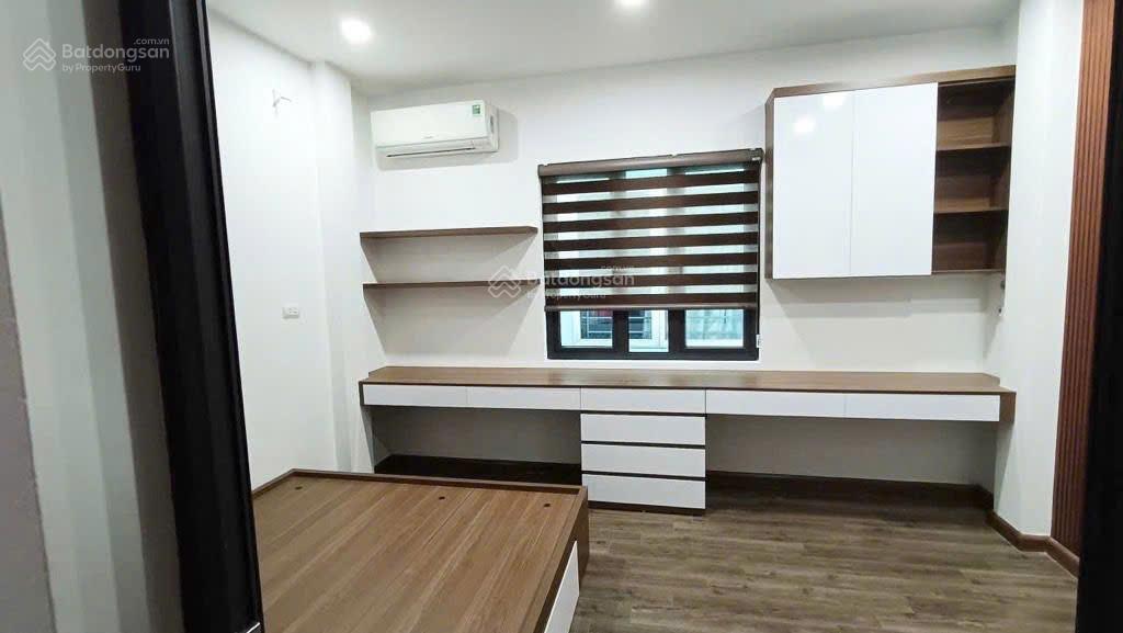 Cho thuê nr 4pn, 3wc, 120m2 tại kẻ tạnh, long biên, hà nội, giá siêu hời 10 triệu vnd