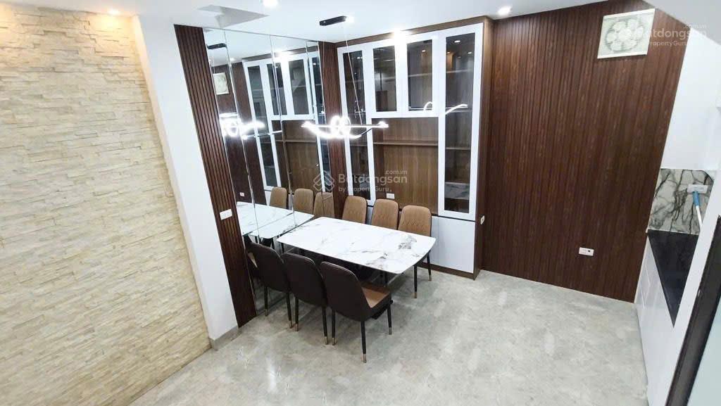 Cho thuê nr 4pn, 3wc, 120m2 tại kẻ tạnh, long biên, hà nội, giá siêu hời 10 triệu vnd