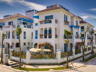 Cắt lỗ 12.5 tỷ căn biệt thự 50m ra đến biển