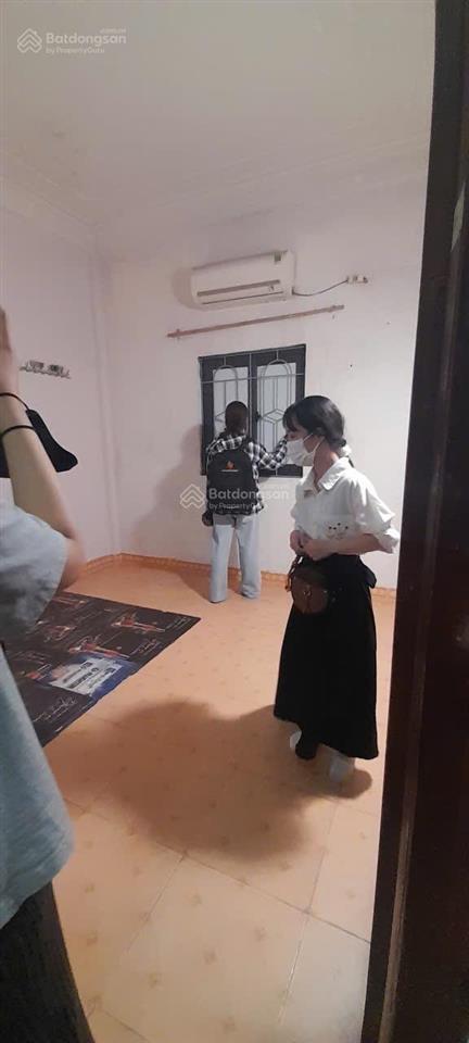 Cho thuê nhà nguyên căn ngõ 18 định công thượng hoàng mai