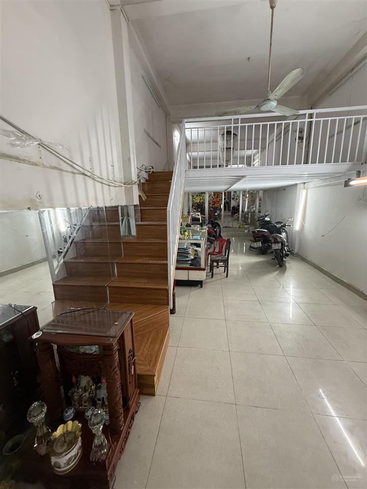 Cho thuê mặt bằng mặt tiền 40m2, 35 triệu, tại huỳnh tấn phát, p tân thuận tây, q7, tp.hcm