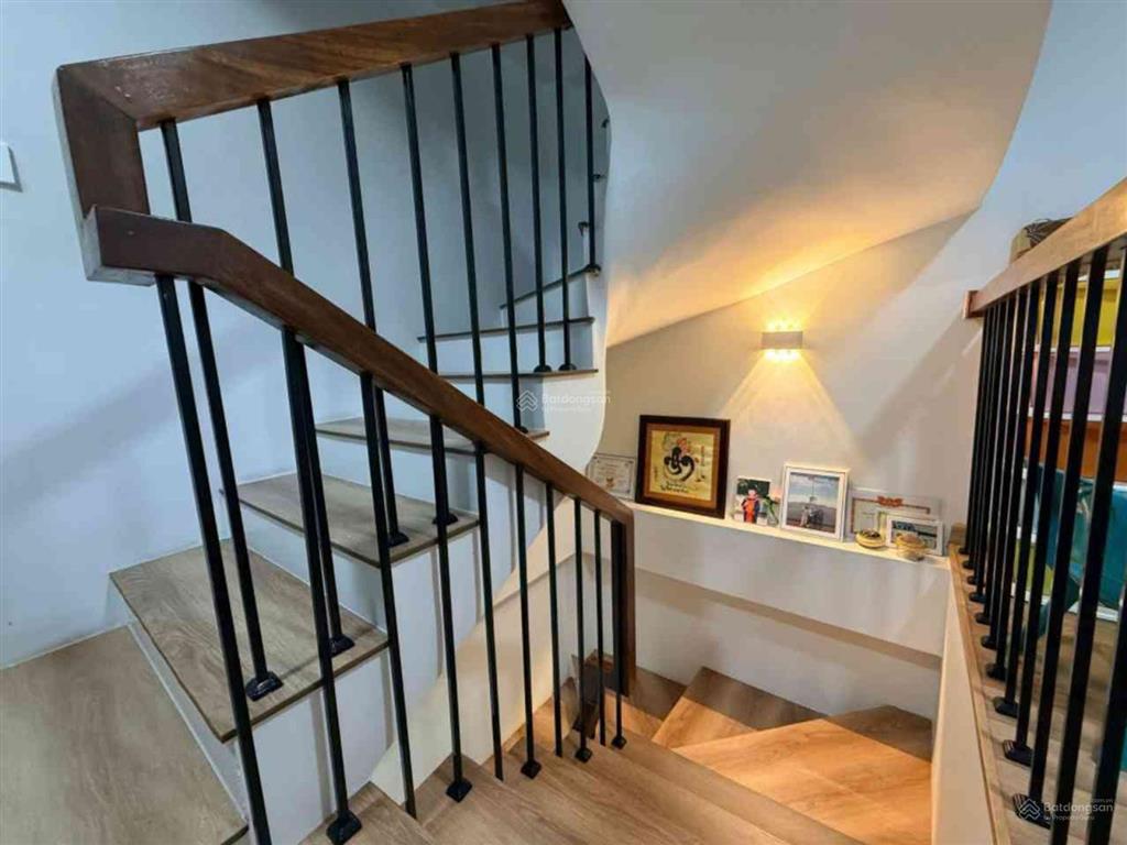 Bán nhà riêng tại đội cấn, 8,8 tỷ, 40m2, giá tốt hot!