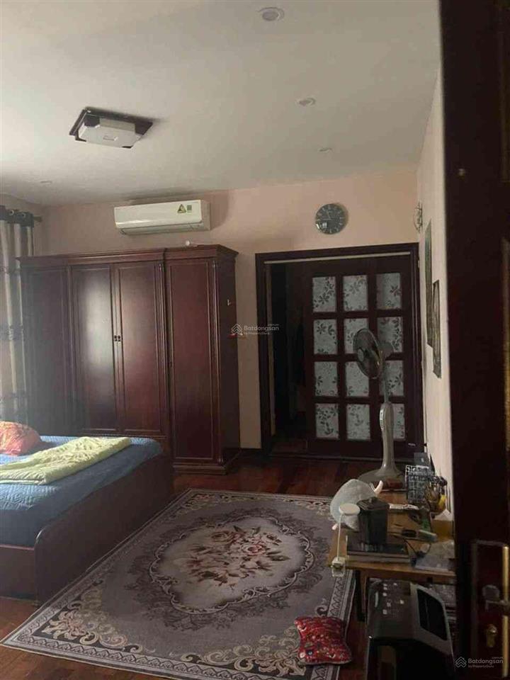 Bán nhà riêng 120m2, 23,5 tỷ đẹp, nhiều tiện ích tại ngọc hà, ba đình, hà nội