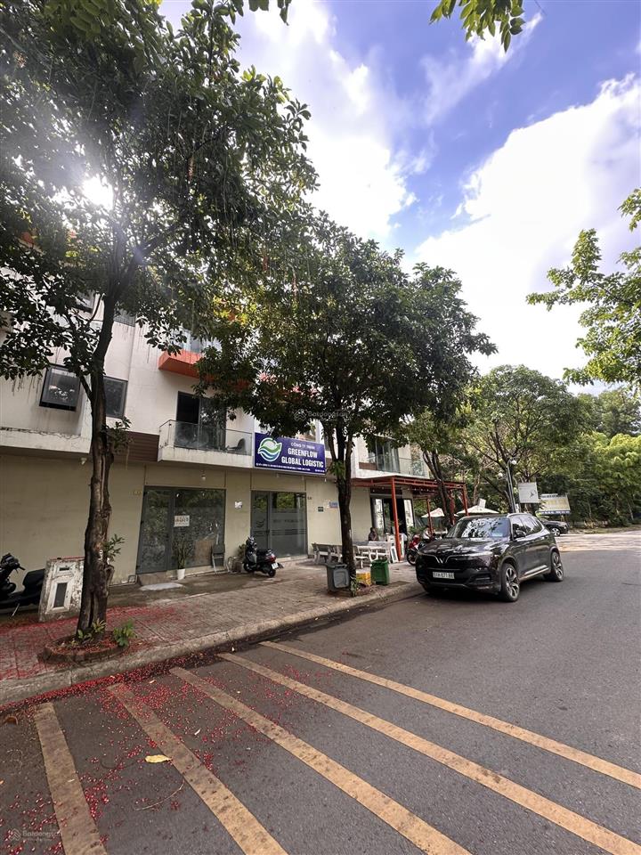 Nhà phố mặt tiền trục chính dự án mik q9 river park liên phường liền kề global city