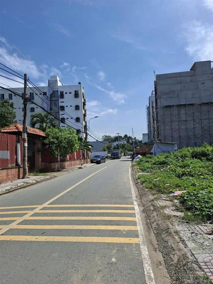 Bán đất mặt tiền võ văn hát , đh marketing q9, sổ hồng riêng, kdc hiện hữu, giá 7 tỷ thương lượng