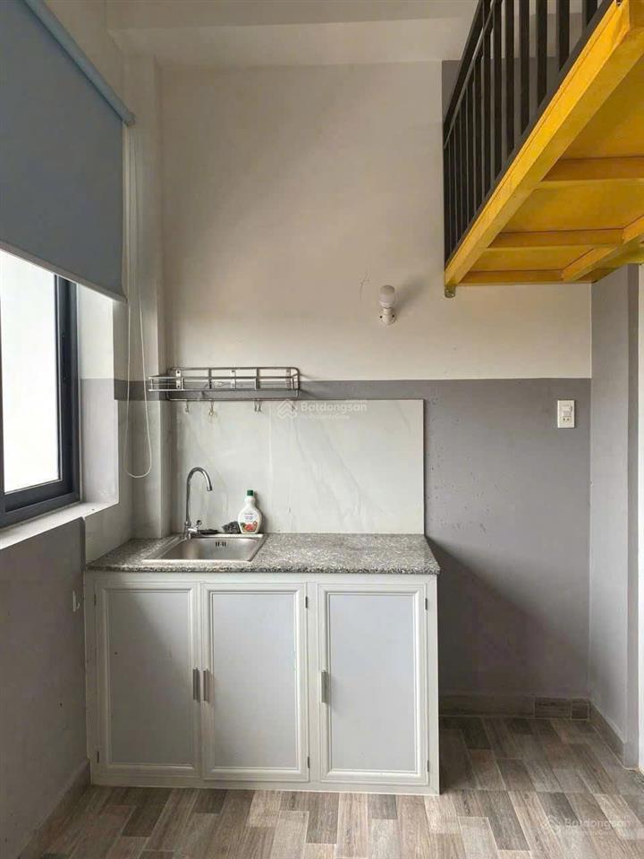 Nhà 4 tầng 5m x 22m (110m2) mặt tiền đường 20m sẵn dòng tiền 30tr/tháng cạnh đh marketing giá 7,6tỷ